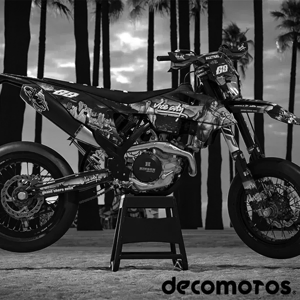 Covering jante moto