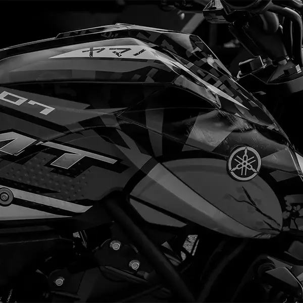 Film covering moto